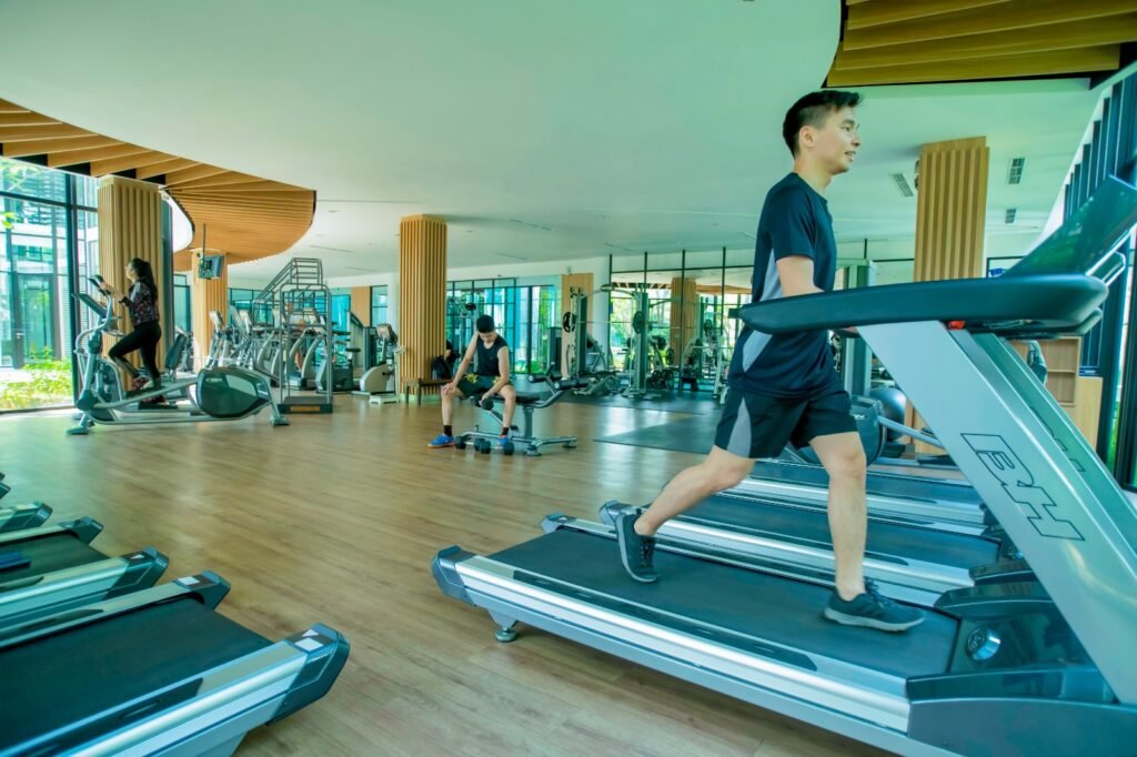 Fasilitas Gym di Sport Center lifestyle Alam Sutera